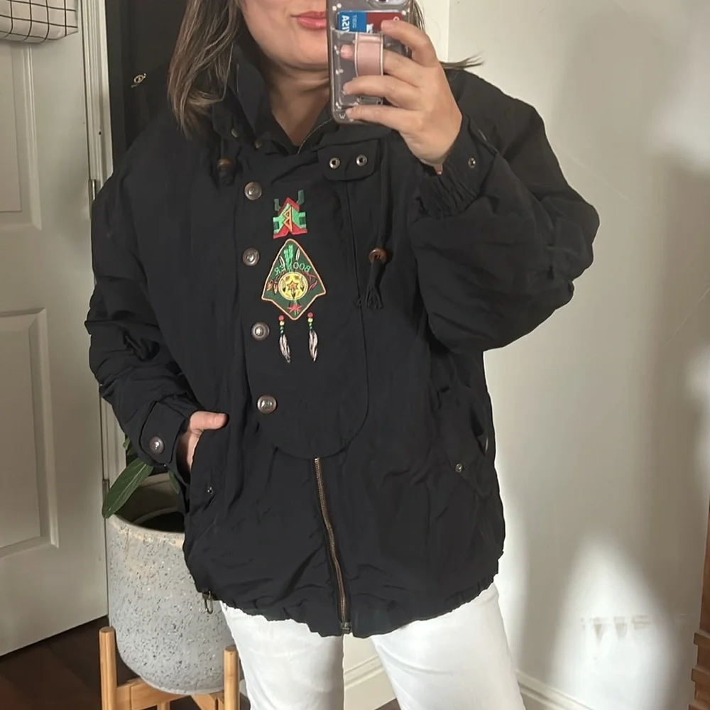Vintage Bogner Embroidered details Ski Puffer Jacket. Size L
